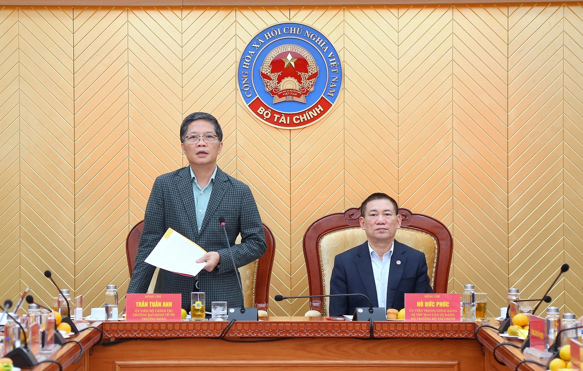 Ngành Tài chính luôn đổi mới, sáng tạo, thực hiện hiệu quả Nghị quyết số 28-NQ/TW khóa XI